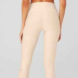 Alo Yoga 7/8 High Waist Airlift Legging - Macadamia